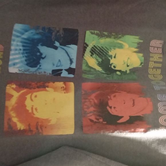 Mighty Fine Abbey Rd. Beatles sweatshirt - Picture 2 of 3